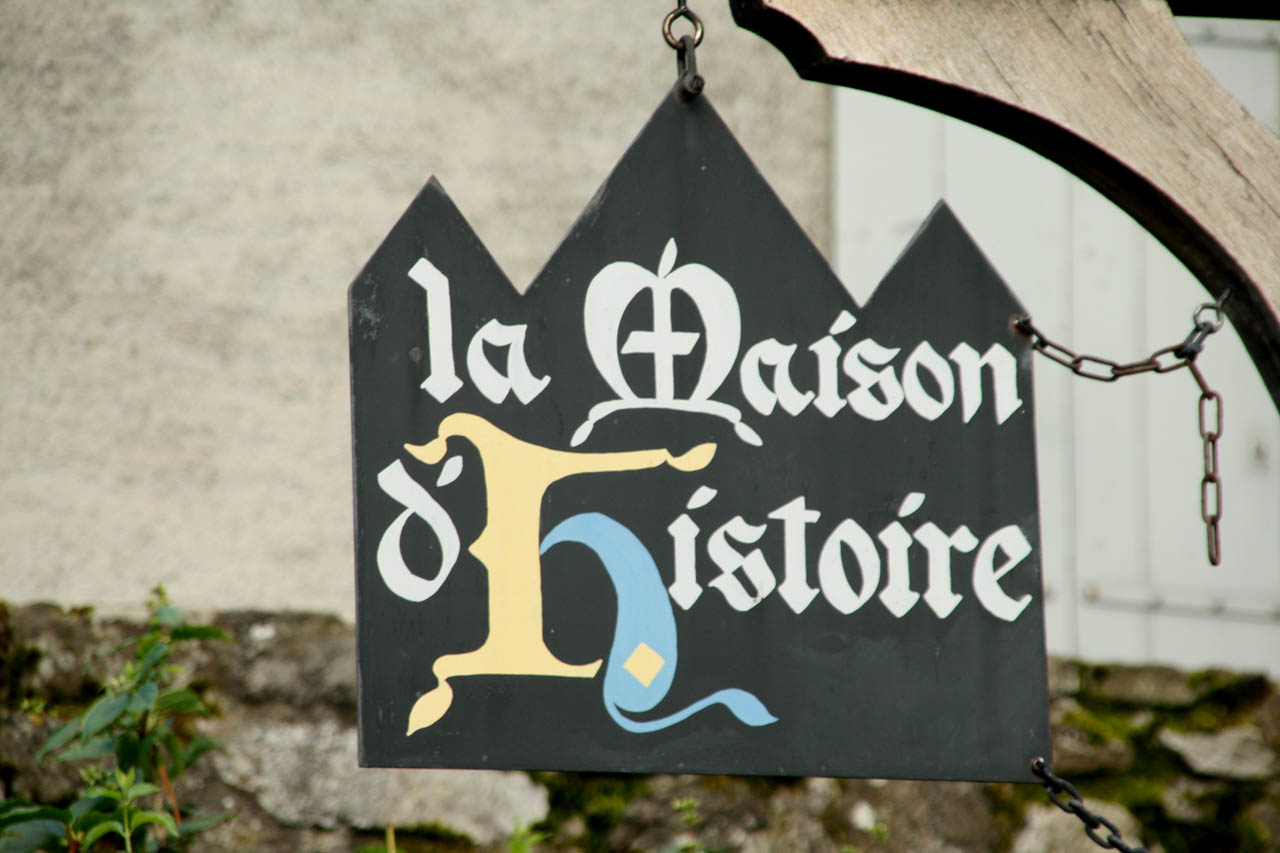 Au coeur du village d'Yvoire, la Maison de l'Histoire permet de mieux découvrir le village médiéval. Au coeur du village d'Yvoire, la Maison de l'Histoire permet de mieux découvrir le village médiéval.